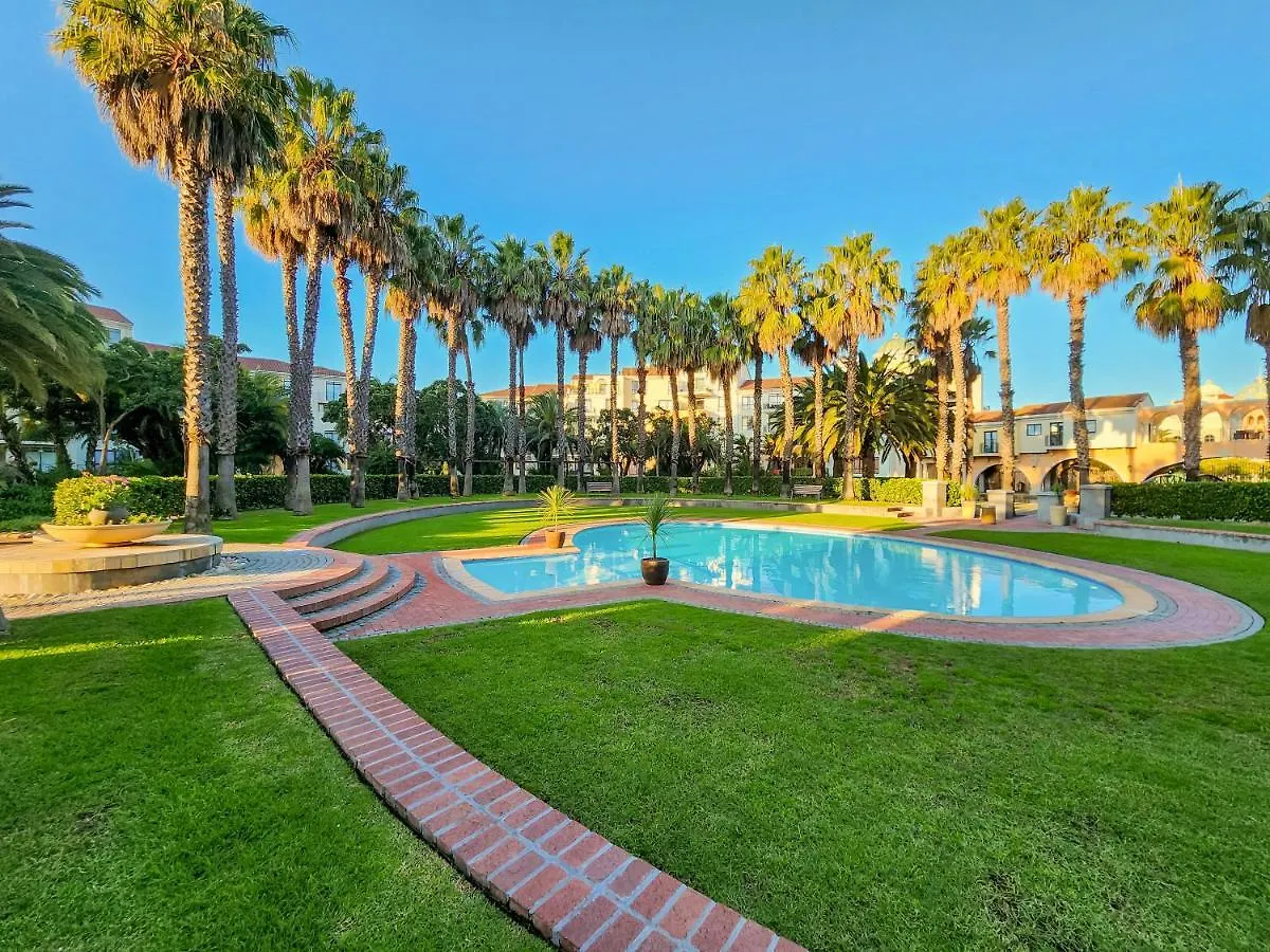 Pool, Gym, Self Check-In,Parking Apartment Cape Town South Africa