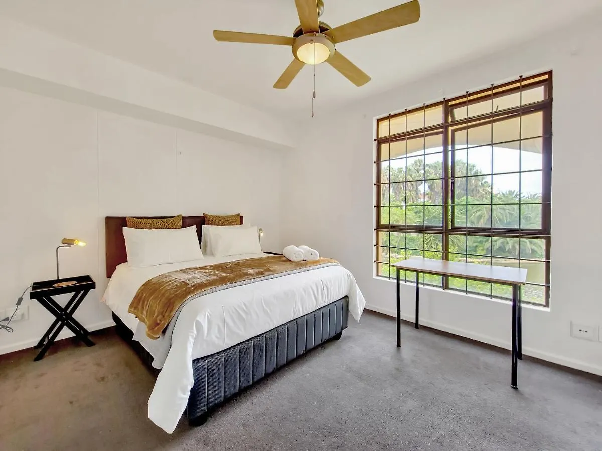 Pool, Gym, Self Check-In,Parking Apartment Cape Town
