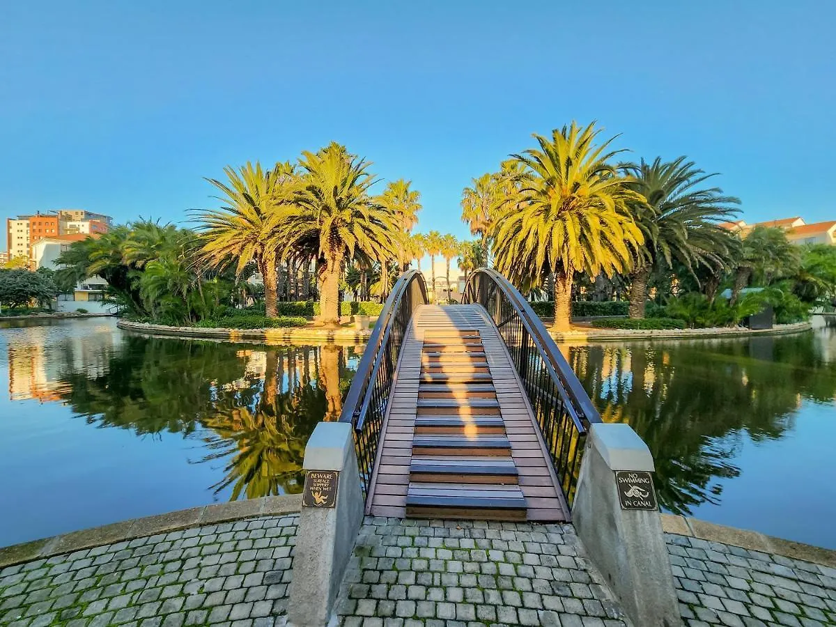 Pool, Gym, Self Check-In,Parking Apartment Cape Town