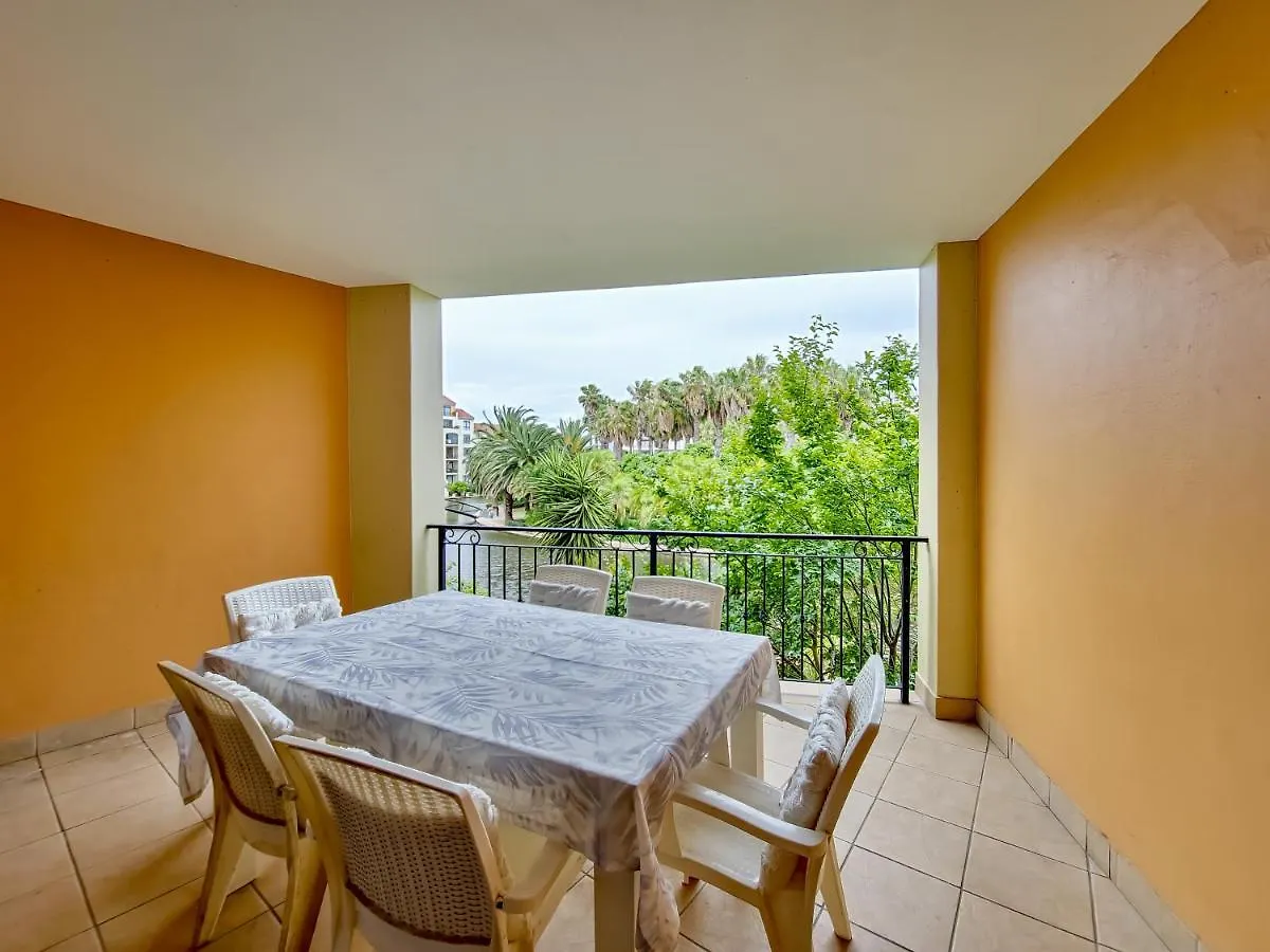 Pool, Gym, Self Check-In,Parking Apartment Cape Town