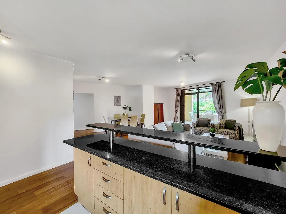 Pool, Gym, Self Check-In,Parking Apartment Cape Town